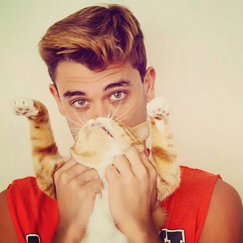 หนุ่มหล่อกับแมว หนุ่มหล่อกับแมว