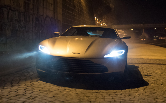 Aston Martin DB10 Aston Martin DB10