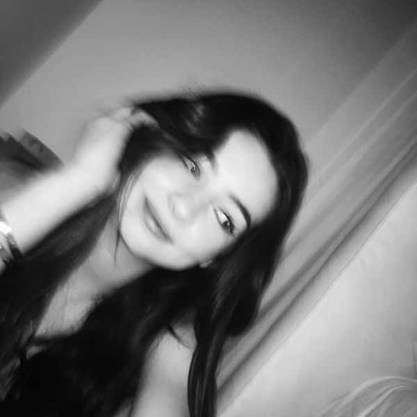 มีโดว์ ลูกสาวพอล วอล์คเกอร์ มีโดว์ ลูกสาวพอล วอล์คเกอร์