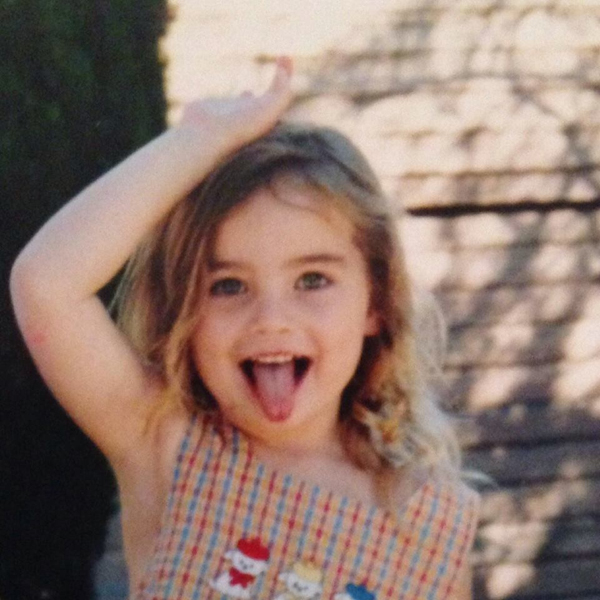 มีโดว์ ลูกสาวพอล วอล์คเกอร์ มีโดว์ ลูกสาวพอล วอล์คเกอร์