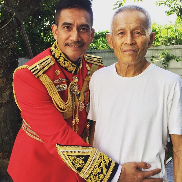 ผู้พันเบิร์ด พันโท วันชนะ สวัสดี ผู้พันเบิร์ด พันโท วันชนะ สวัสดี