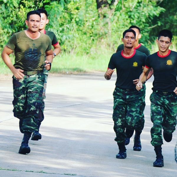 ผู้พันเบิร์ด พันโท วันชนะ สวัสดี ผู้พันเบิร์ด พันโท วันชนะ สวัสดี