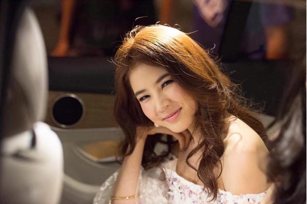 ฝน ศนันธฉัตร ฝน ศนันธฉัตร