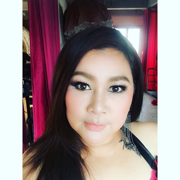 อะไรยังไง ? ปุ้ย อรัญญา ดาราวัย 40 กะรัต ขึ้นป้ายประกาศหาผัว อะไรยังไง ? ปุ้ย อรัญญา ดาราวัย 40 กะรัต ขึ้นป้ายประกาศหาผัว