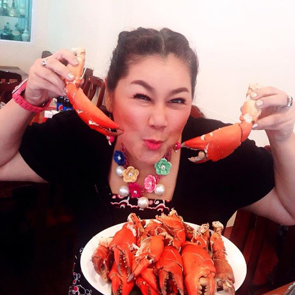 อะไรยังไง ? ปุ้ย อรัญญา ดาราวัย 40 กะรัต ขึ้นป้ายประกาศหาผัว อะไรยังไง ? ปุ้ย อรัญญา ดาราวัย 40 กะรัต ขึ้นป้ายประกาศหาผัว