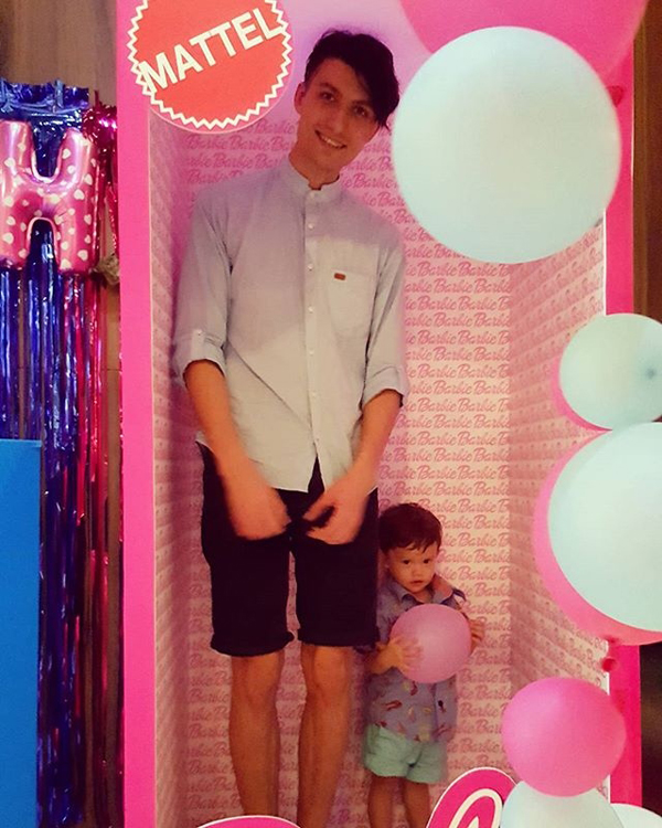 ซาร่า คาซิงกินี จัดปาร์ตี้วันเกิดในธีมบาร์บี้ สวยแบ๊วเหมือนตุ๊กตาเลย ซาร่า คาซิงกินี จัดปาร์ตี้วันเกิดในธีมบาร์บี้ สวยแบ๊วเหมือนตุ๊กตาเลย