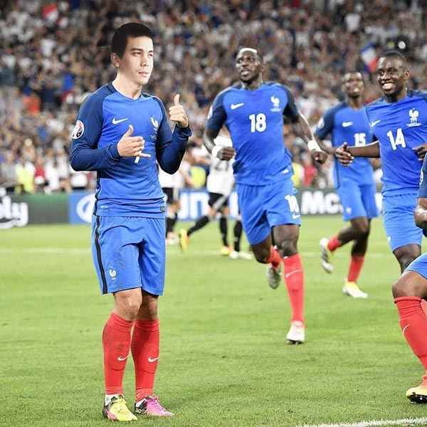 ซันนี่ สุวรรณเมธานนท์ ซันนี่ สุวรรณเมธานนท์