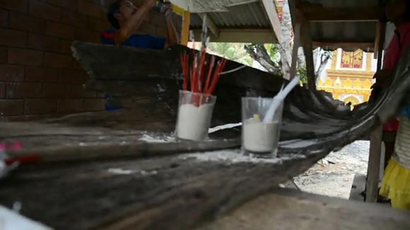 แห่ขอเลขเด็ดเรือตะเคียนโบราณ อายุกว่า 200 ปี ที่กระบี่ แห่ขอเลขเด็ดเรือตะเคียนโบราณ อายุกว่า 200 ปี ที่กระบี่