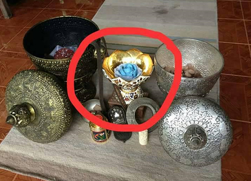 สั่งงดให้คนเข้าสักการะภายในองค์พระธาตุพนม หลังพานทองคำหาย สั่งงดให้คนเข้าสักการะภายในองค์พระธาตุพนม หลังพานทองคำหาย