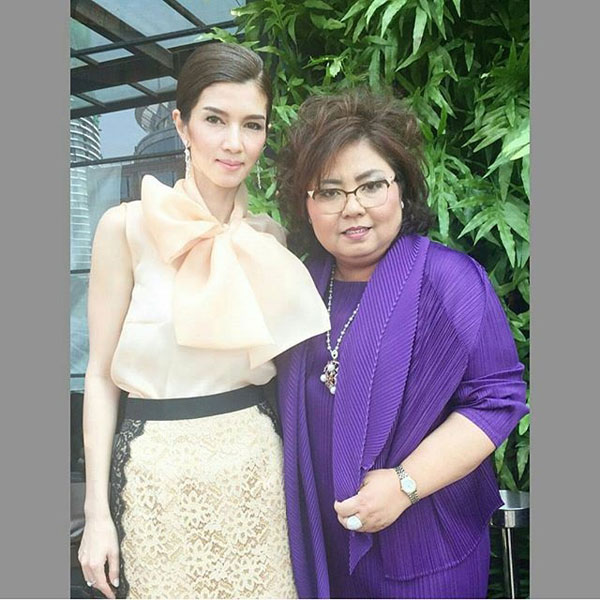 โบว์ แวนด้า น้องมะลิ ถ่ายแบบ โบว์ แวนด้า น้องมะลิ ถ่ายแบบ