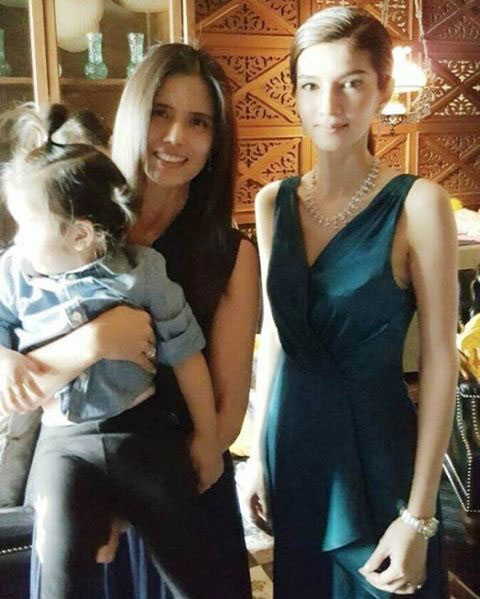 โบว์ แวนด้า น้องมะลิ ถ่ายแบบ โบว์ แวนด้า น้องมะลิ ถ่ายแบบ