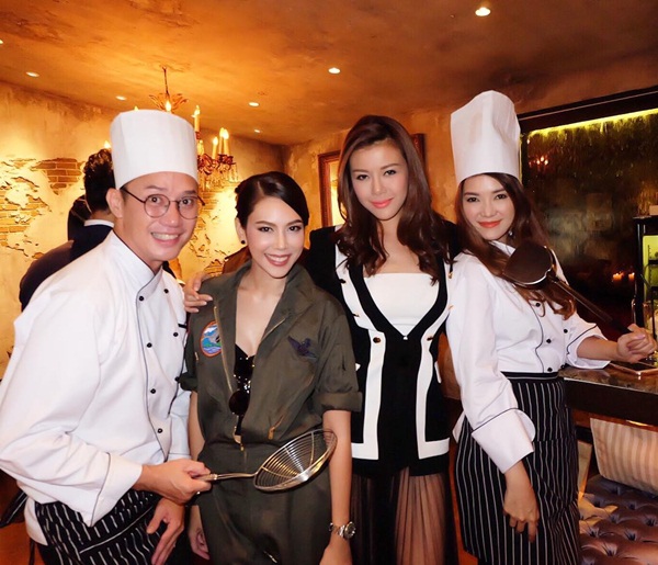 รวมภาพแก๊งซุปตาร์ สวมชุดอลังจัดเต็ม ร่วมปาร์ตี้วันเกิด ชาย อานันท์ทวีป รวมภาพแก๊งซุปตาร์ สวมชุดอลังจัดเต็ม ร่วมปาร์ตี้วันเกิด ชาย อานันท์ทวีป