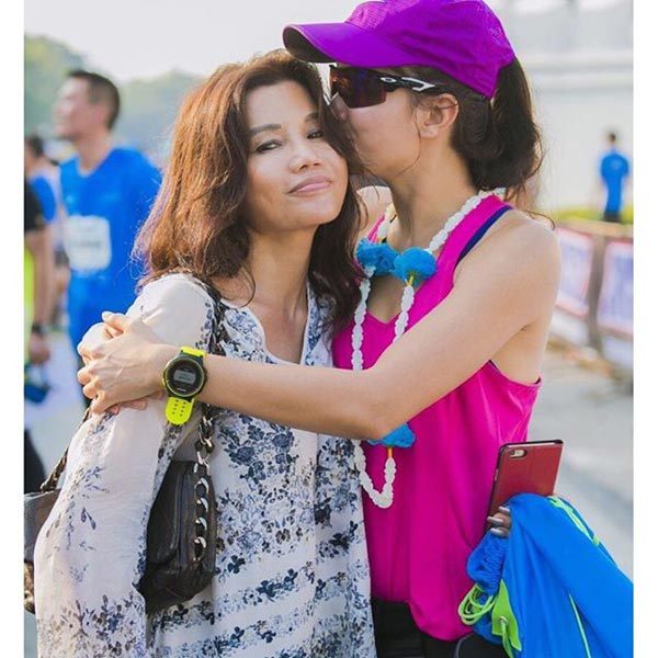 ปู ไปรยา ฉลองวันเกิดคุณพ่อ ปู ไปรยา ฉลองวันเกิดคุณพ่อ