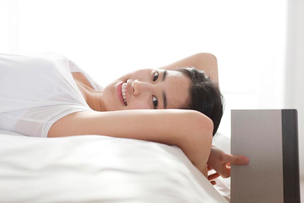 วิธีทำให้สดชื่นหลังตื่นนอน วิธีทำให้สดชื่นหลังตื่นนอน