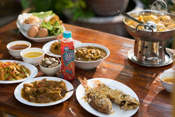 อาหารรสแซ่บ 4 ภาคของไทยที่อยู่ในใจคุณ อาหารรสแซ่บ 4 ภาคของไทยที่อยู่ในใจคุณ