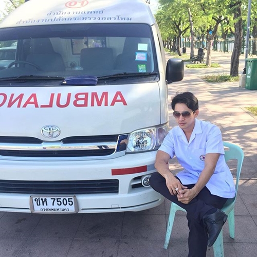 หมอก้อง สรวิชญ์ หมอก้อง สรวิชญ์