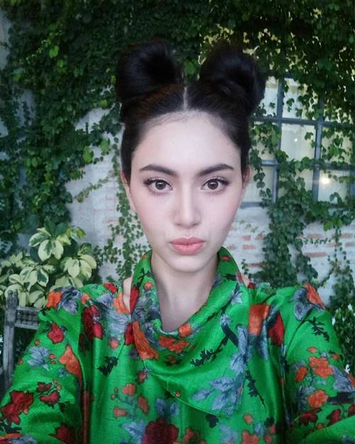 ใหม่ ดาวิกา ใหม่ ดาวิกา