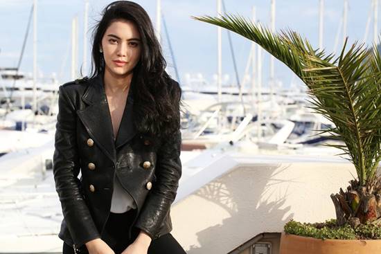 ใหม่ ดาวิกา ใหม่ ดาวิกา