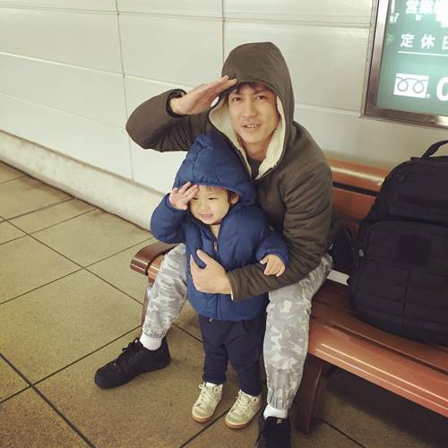 ติ๊ก เจษฎาภรณ์ พีช สิตมน ติ๊ก เจษฎาภรณ์ พีช สิตมน