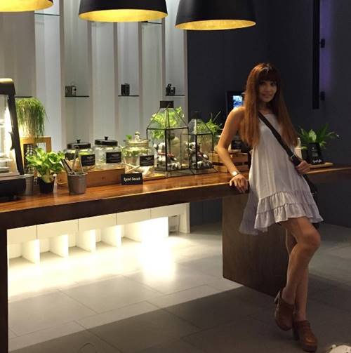 บุ๋ม ตรีรัก บุ๋ม ตรีรัก