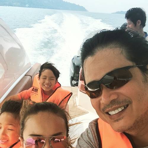 ครอบครัว หนุ่ม สันติสุข ครอบครัว หนุ่ม สันติสุข