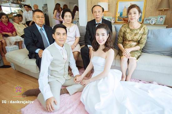กัปตัน ภูธเนศ เอ้ก บุษกร กัปตัน ภูธเนศ เอ้ก บุษกร