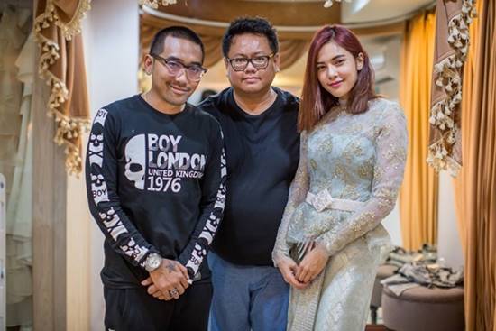 อุ้ม ลักขณา อุ้ม ลักขณา