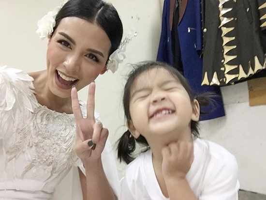 โบว์ แวนด้า น้องมะลิ โบว์ แวนด้า น้องมะลิ