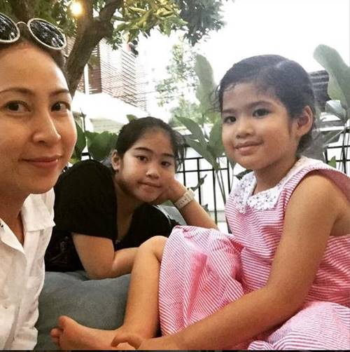 วันเกิด น้องนาวา ลูกสาว อ้อม พิยดา วันเกิด น้องนาวา ลูกสาว อ้อม พิยดา