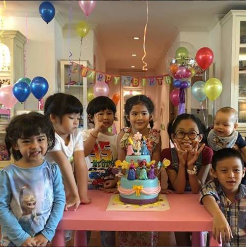 วันเกิด น้องนาวา ลูกสาว อ้อม พิยดา วันเกิด น้องนาวา ลูกสาว อ้อม พิยดา