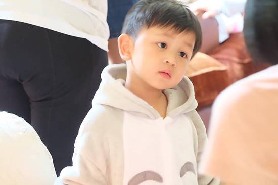 แม่เป้ย น้องโปรด แม่เป้ย น้องโปรด