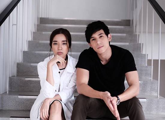 โม มนชนก โม มนชนก