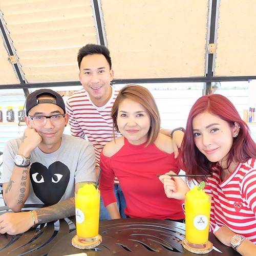 อุ้ม ลักขณา อุ้ม ลักขณา