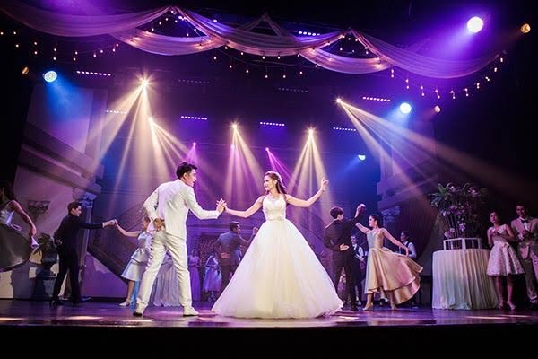 ละครเพลงรื่นอารมณ์แห่งปี ละครเพลงรื่นอารมณ์แห่งปี