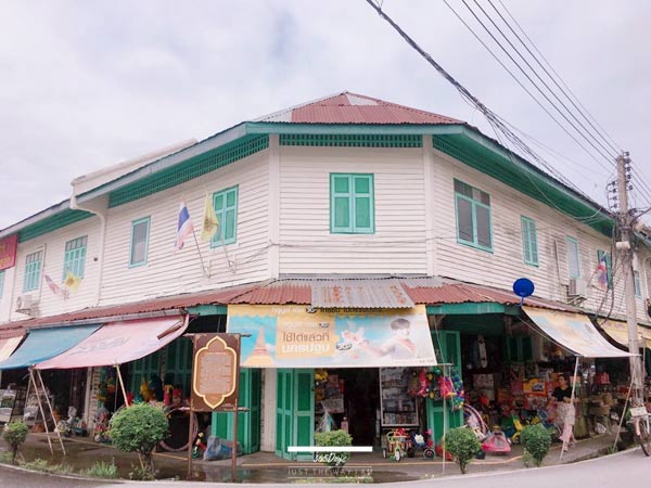 ตลาดน่าเดินนครปฐม ตลาดน่าเดินนครปฐม