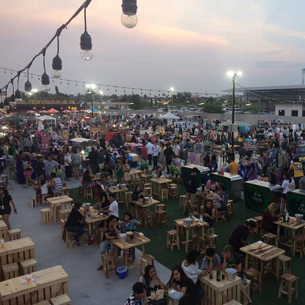 ตลาดนัดกลางคืนแบกะดิน ตลาดนัดกลางคืนแบกะดิน