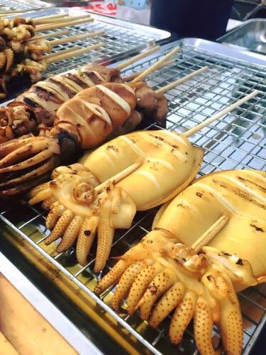 ตลาดนัดกลางคืนแบกะดิน ตลาดนัดกลางคืนแบกะดิน