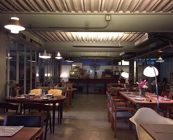 ร้านกาแฟแนววินเทจ ร้านกาแฟแนววินเทจ