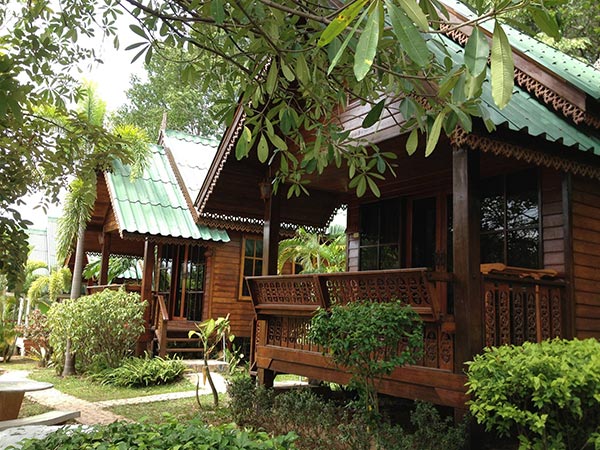 ที่พักมวกเหล็ก ที่พักมวกเหล็ก