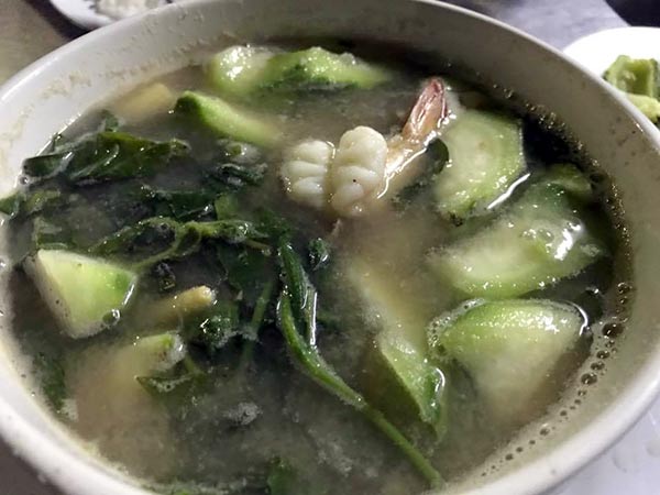 ร้านอาหารแพร่งภูธร ร้านอาหารแพร่งภูธร
