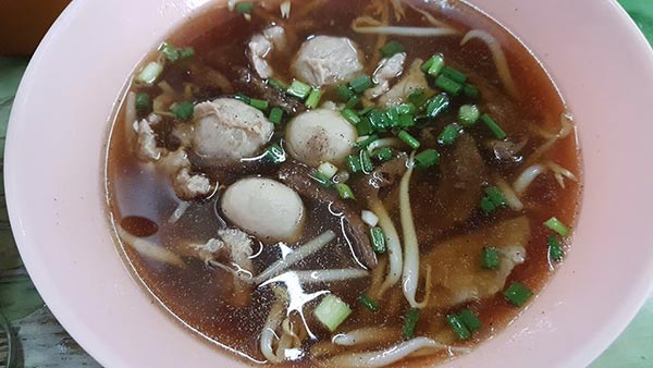 ร้านอาหารแพร่งภูธร ร้านอาหารแพร่งภูธร