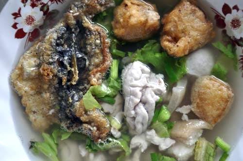 ร้านอาหารแพร่งภูธร ร้านอาหารแพร่งภูธร