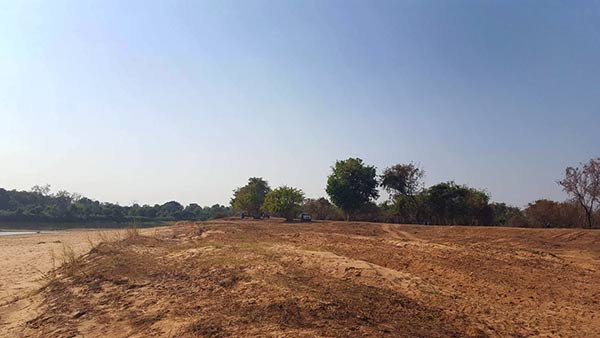 หาดบุ่งเมย หาดบุ่งเมย