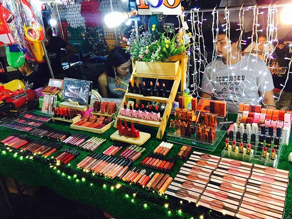 ตลาดอินดี้ ดาวคะนอง ตลาดอินดี้ ดาวคะนอง