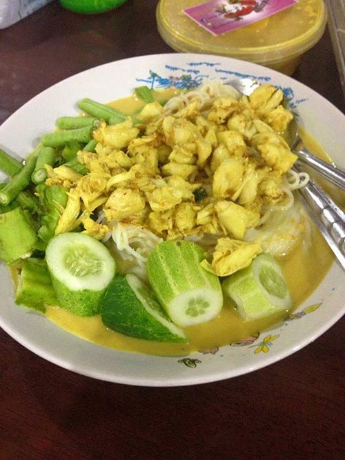ร้านขนมจีนน้ำยาอร่อยเด็ด ร้านขนมจีนน้ำยาอร่อยเด็ด