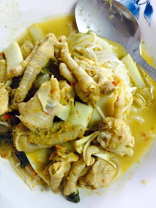 ร้านขนมจีนน้ำยาอร่อยเด็ด ร้านขนมจีนน้ำยาอร่อยเด็ด
