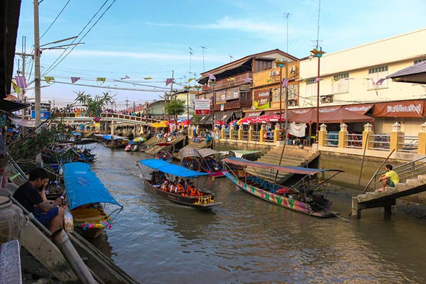 10 ตลาดน้ำใกล้กรุงเทพฯ 10 ตลาดน้ำใกล้กรุงเทพฯ