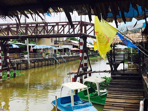 ตลาดโบราณนครเนื่องเขต ตลาดโบราณนครเนื่องเขต