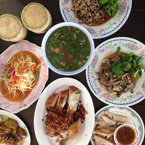 ไก่ทอดเจ๊กี (ส้มตำโปโล) ลุมพินี ไก่ทอดเจ๊กี (ส้มตำโปโล) ลุมพินี