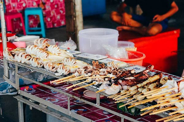 ถนนคนเดินตลาดเก่านาเกลือ ถนนคนเดินตลาดเก่านาเกลือ